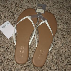 🧡NWT lc Conrad flip flops! Sold out at Kohl’s